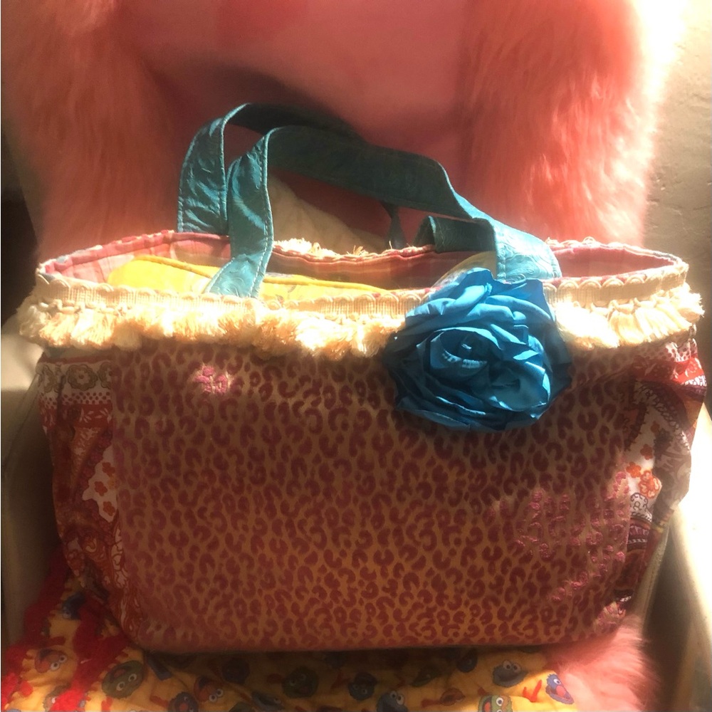 $350 KEEP IT GYPSY LARGE TOTE BAG 23x16x6